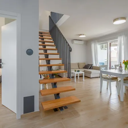 Apartment Strandnahes In Fuer 4 Personen Porec