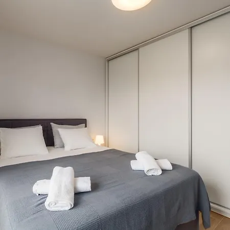 Apartment Luka Premium *